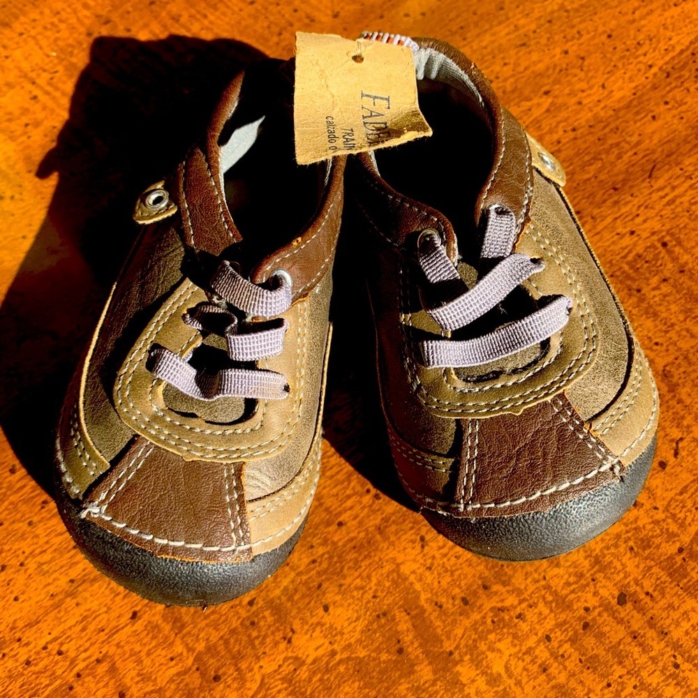 🌈BOGO 50% off🌈 Faded Glory Baby Shoes Size 4, Brand New!